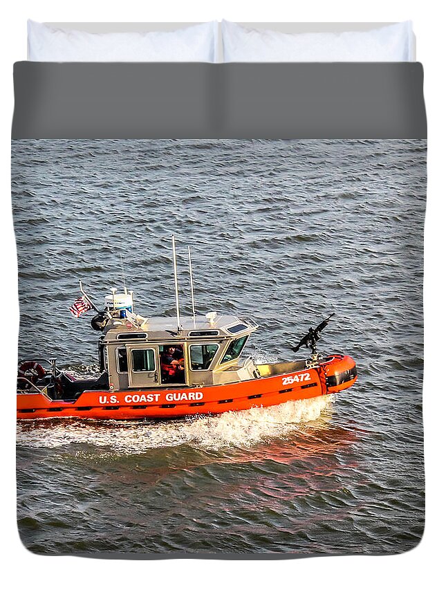 U.s. Coast Guard Duvet Cover featuring the photograph U.S. Coast Guard Defender Boat 25472 by Pheasant Run Gallery