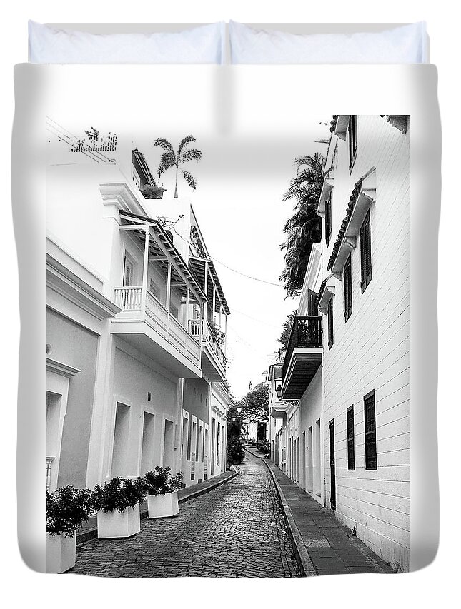 Viejo Duvet Cover featuring the photograph Viejo San Juan II by Acosta