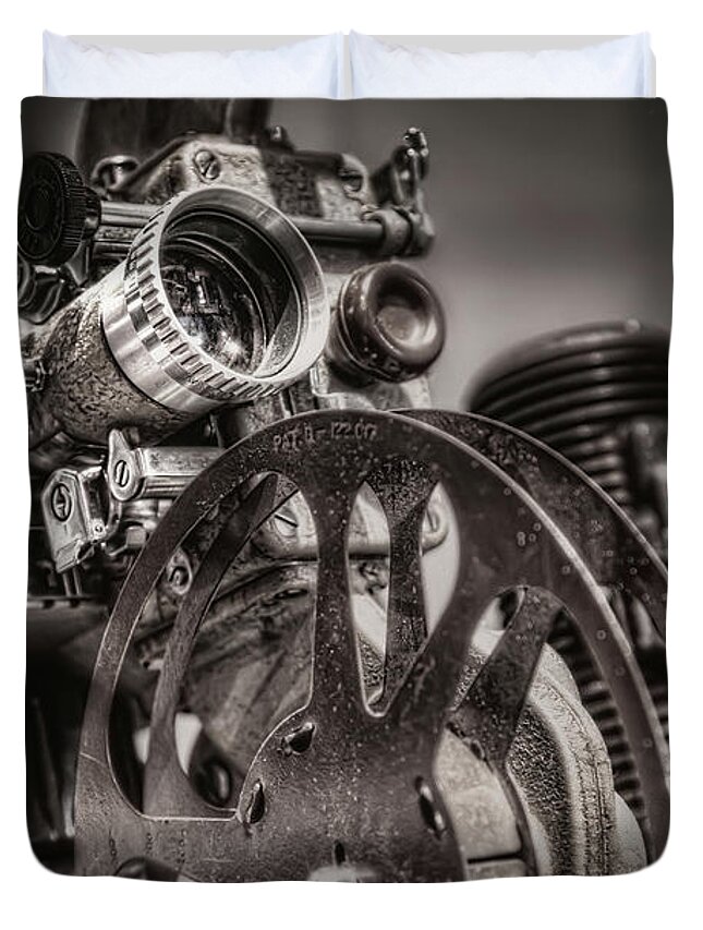 Projector Duvet Cover featuring the photograph Vintage 16mm by Scott Norris