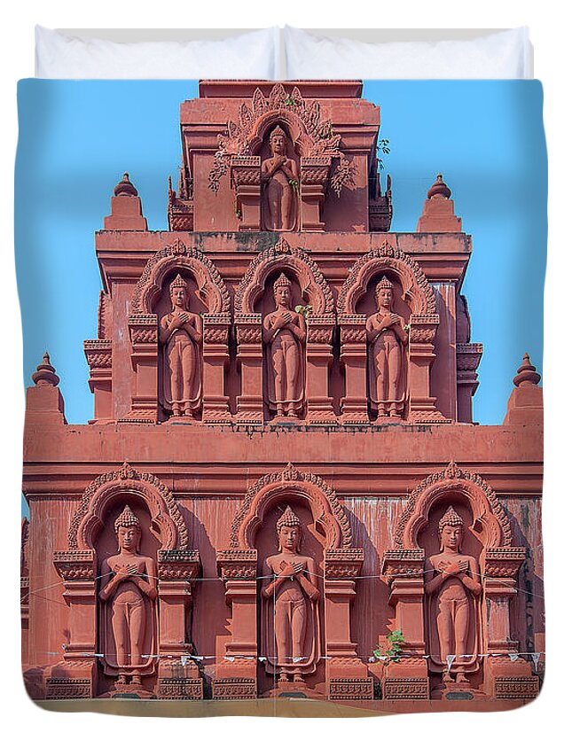 Scenic Duvet Cover featuring the photograph Wat Pa Chedi Liam Phra Chedi Liam Buddha Images DTHCM2673 by Gerry Gantt