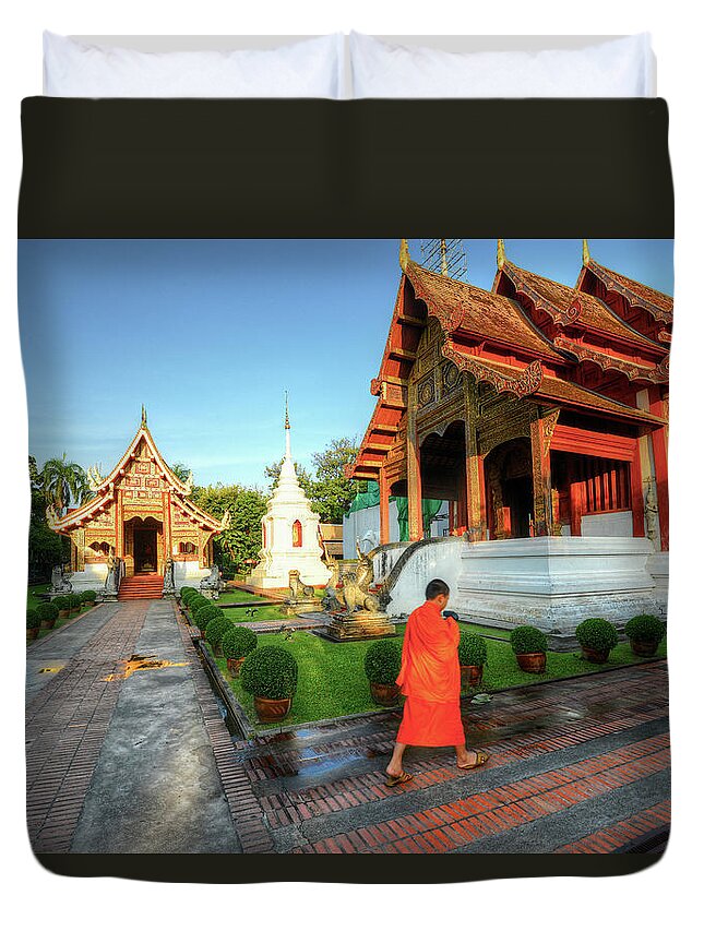 Wat Phra Sing Duvet Cover featuring the photograph Wat Phra Singh, Chiang Mai by Ashit Desai