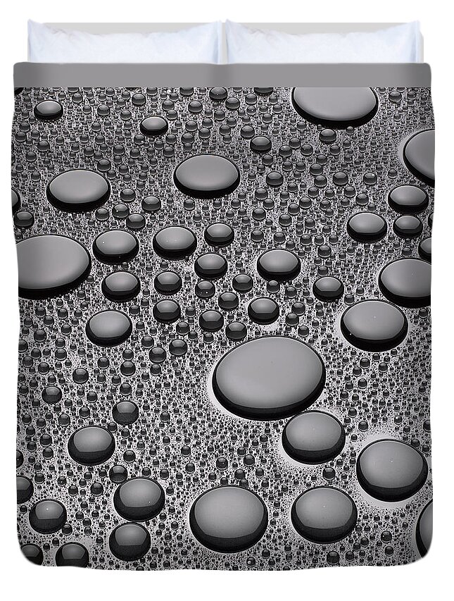 Outdoors Duvet Cover featuring the photograph Water Drops On A Smooth Background by Don Farrall