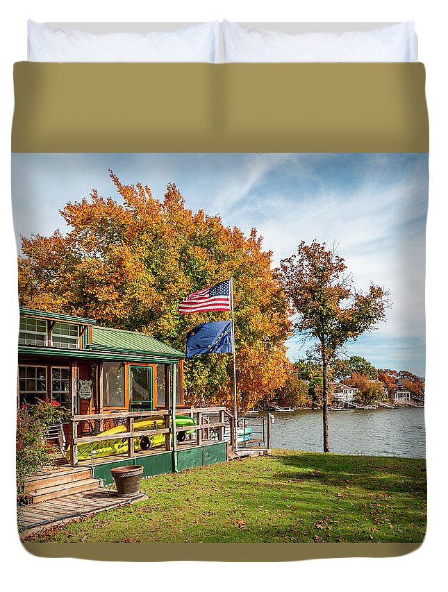 Grand Lake Duvet Cover featuring the photograph Waters Edge Autumn by David Wagenblatt