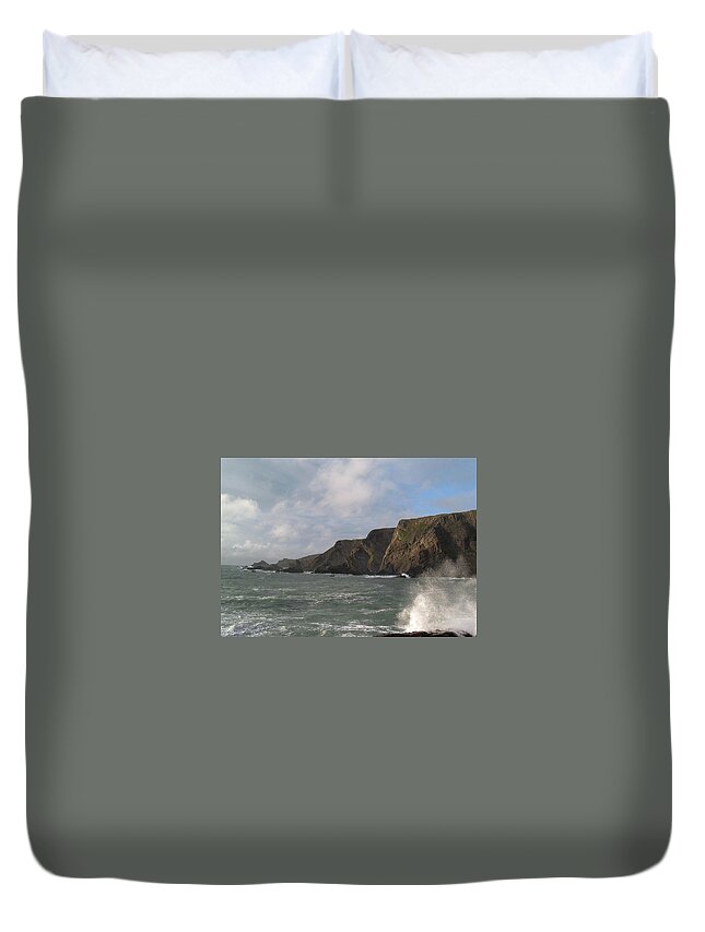 Waves Duvet Cover featuring the photograph Waves Breaking Over Slipway Hartland Quay Devon by Richard Brookes