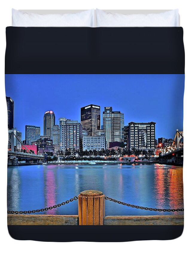 Pittsburgh Duvet Cover featuring the photograph When Evening Falls in Pittsburgh by Frozen in Time Fine Art Photography