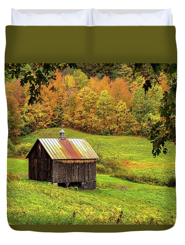 Vermont Duvet Cover featuring the photograph Window into Autumn by Rod Best