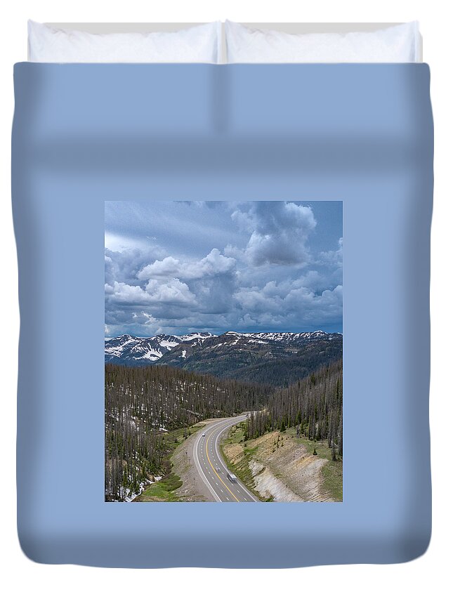 Sunsets Duvet Cover featuring the photograph Wolf Creek Pass Colorado by Anthony Giammarino