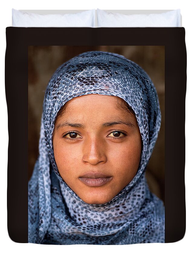 Africa Duvet Cover featuring the photograph Woman in Harar by Tony Camacho