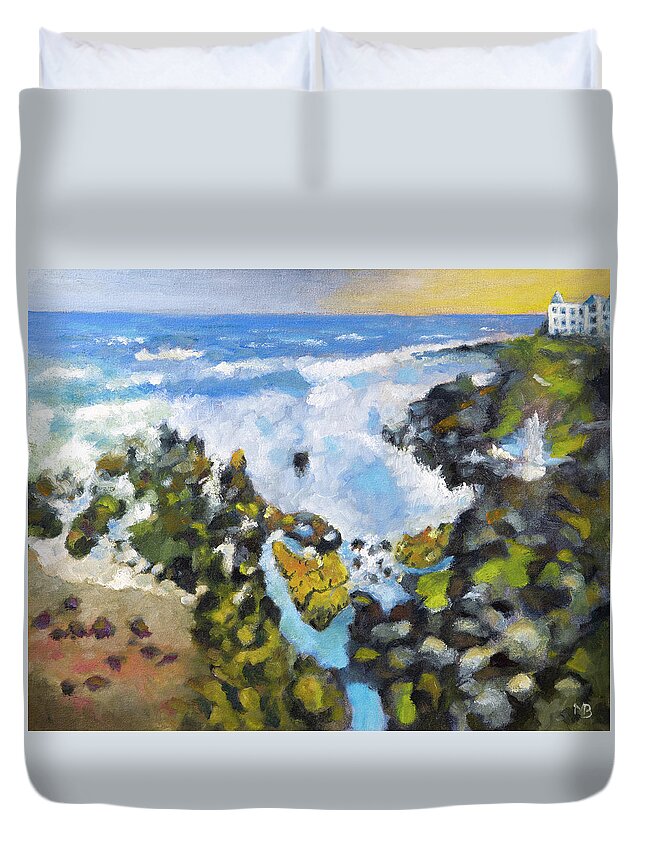 Yachats Duvet Cover featuring the painting Yachats Surf by Mike Bergen