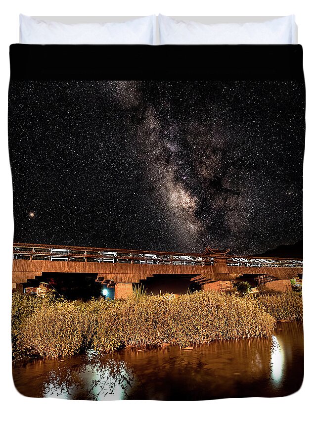 Bridge Duvet Cover featuring the photograph Yonghe Bridge Milky Way by William Dickman