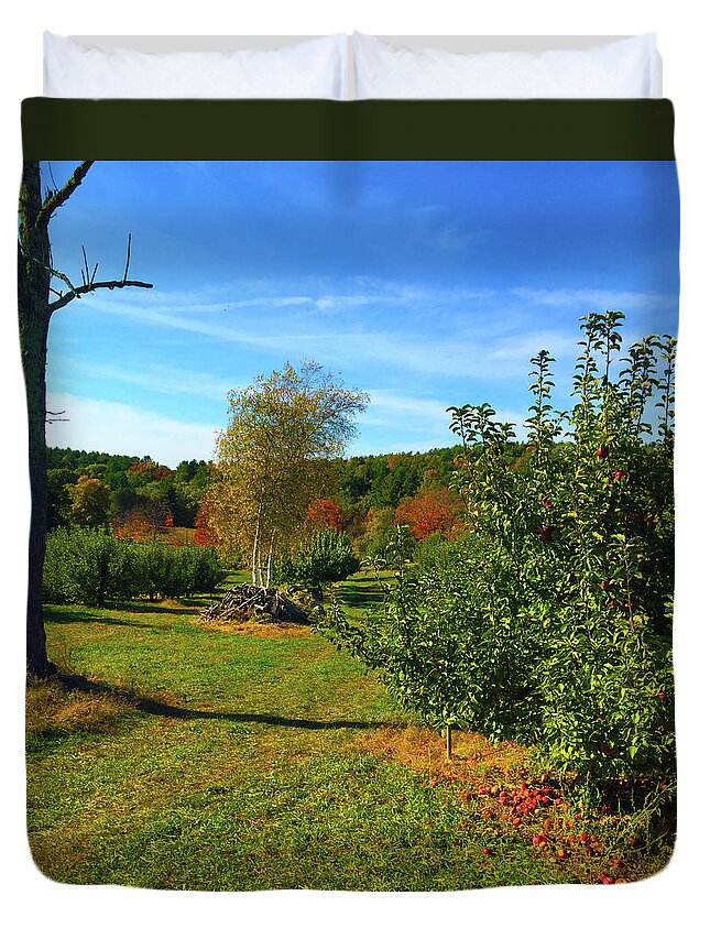 Autumn Duvet Cover featuring the photograph Autumn New England by Geoff Jewett
