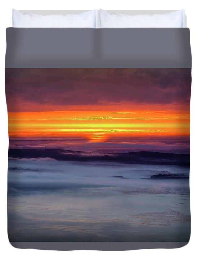 Acadia National Park Duvet Cover featuring the photograph Cadillac Mountain 0754 by Greg Hartford