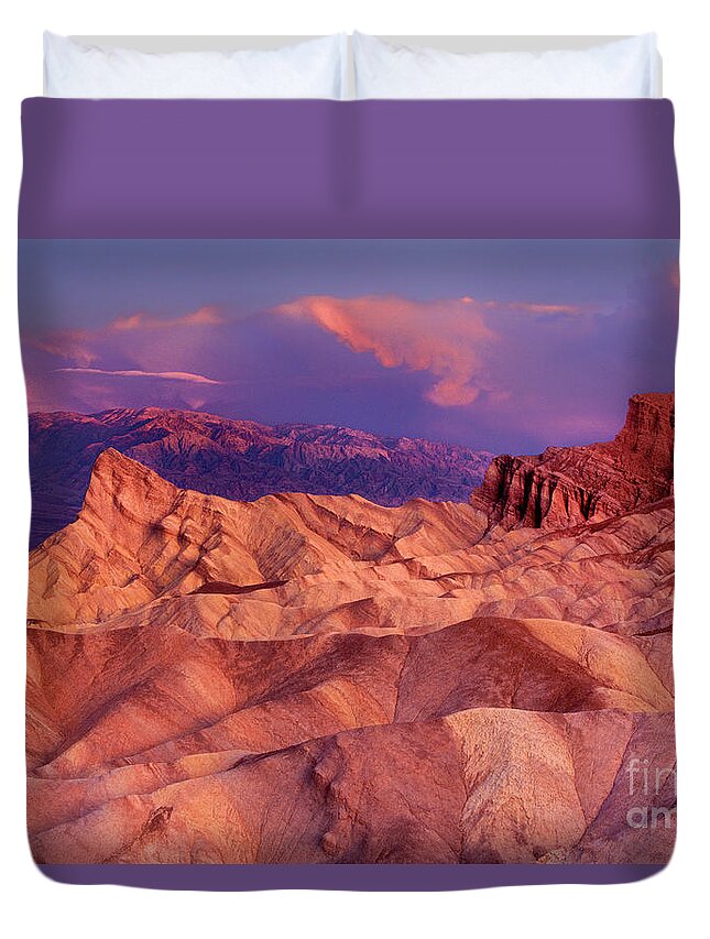 Dave Welling Duvet Cover featuring the photograph Dawn Zabriski Point Death Valley National Park California by Dave Welling