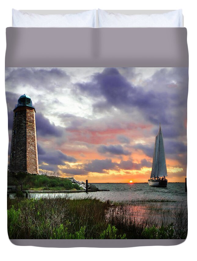 Color Duvet Cover featuring the photograph East Bay Sunrise -1 #1 by Alan Hausenflock