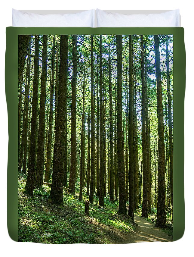 Columbia River Gorge Duvet Cover featuring the photograph Go Take A Hike #2 by Leslie Struxness