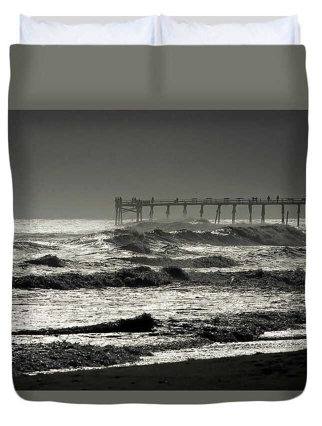 Black And White Duvet Cover featuring the photograph Silver Sea -1 #1 by Alan Hausenflock