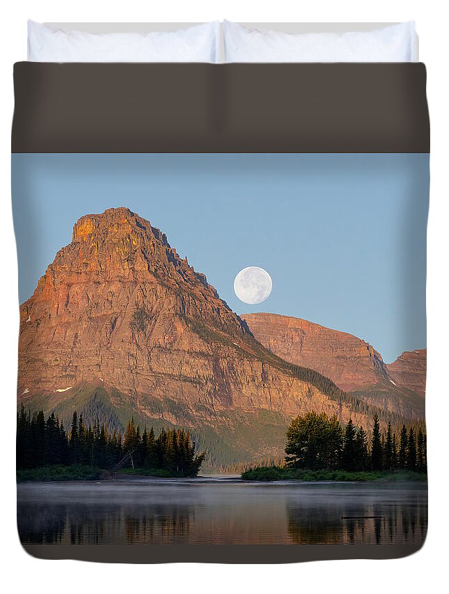 Landscape Duvet Cover featuring the photograph Sinopah Moon #1 by Jack Bell