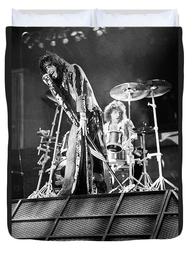 Singing Duvet Cover featuring the photograph Steven Tyler - Aerosmith #1 by Concert Photos