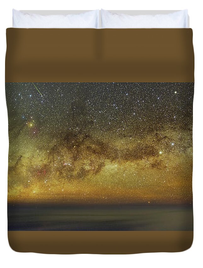 Aerial Duvet Cover featuring the photograph The Rise #2 by Ralf Rohner