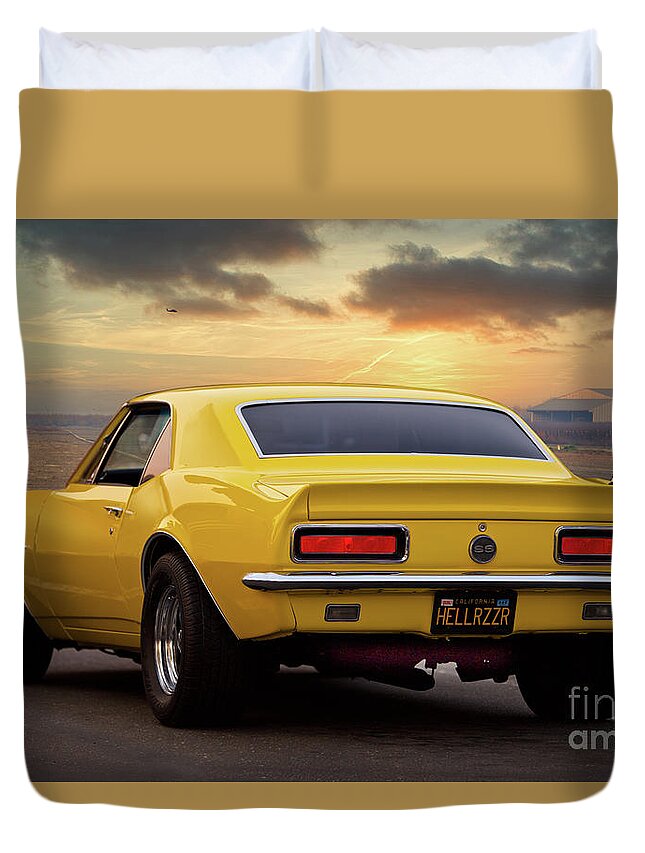 1967 Camaro Ss396 Duvet Cover featuring the photograph 1967 Chevrolet Camaro SS396 #2 by Dave Koontz