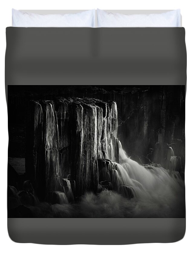 Monochrome Duvet Cover featuring the photograph Bombo by Grant Galbraith