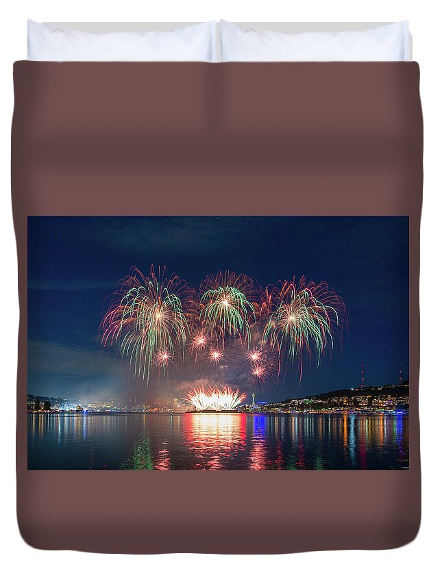 Outdoor; Firework; Celebration; July 4th; Independence Day; Seattle; Post Corvid-19; Gas Works Park; Lake Union; Space Needle; Downtown; Downtown Seattle; Washington Beauty Duvet Cover featuring the digital art July 4th Celebration at Gas Works Park #2 by Michael Lee