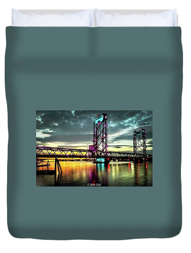  Duvet Cover featuring the photograph Portsmouth by John Gisis