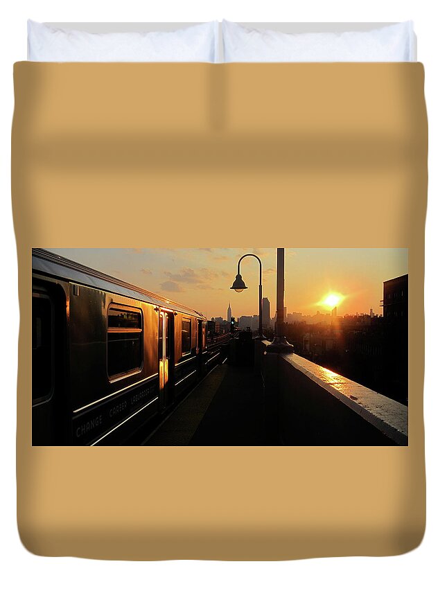 Nyc Duvet Cover featuring the photograph 46th Bliss Street Sunset by Chris Goldberg