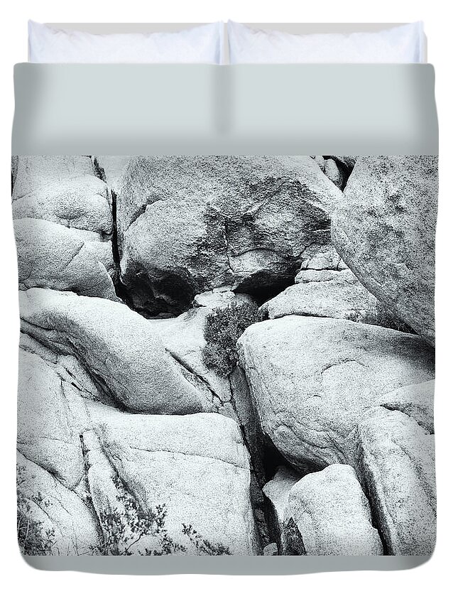 Big Rock Boulders Duvet Cover featuring the photograph Joshua Tree California Desert 7408-300 by Amyn Nasser