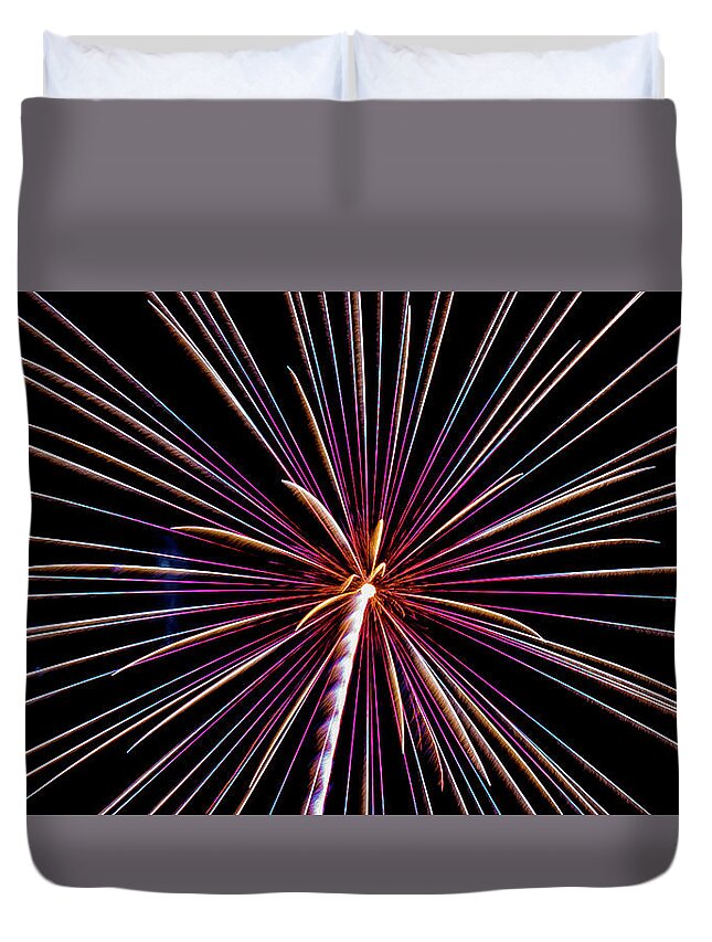 Fireworks Romeoville Duvet Cover featuring the photograph Fireworks in Romeoville, Illinois #8 by David Morehead