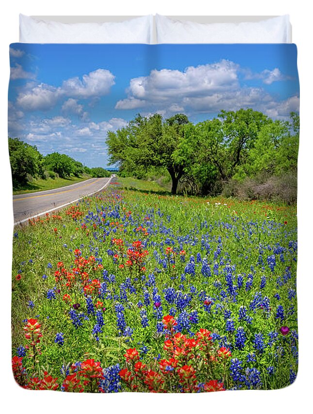 Texas Wildflowers Duvet Cover featuring the photograph A Gorgeous Spring Drive by Lynn Bauer