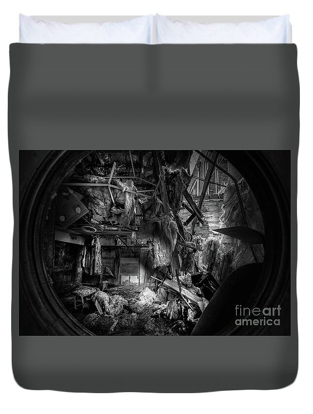 Lindale Mill Duvet Cover featuring the photograph A Sign Of Better Times by Doug Sturgess