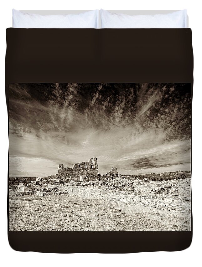 Abo Ruins Duvet Cover featuring the photograph Abo Ruins by Maresa Pryor-Luzier