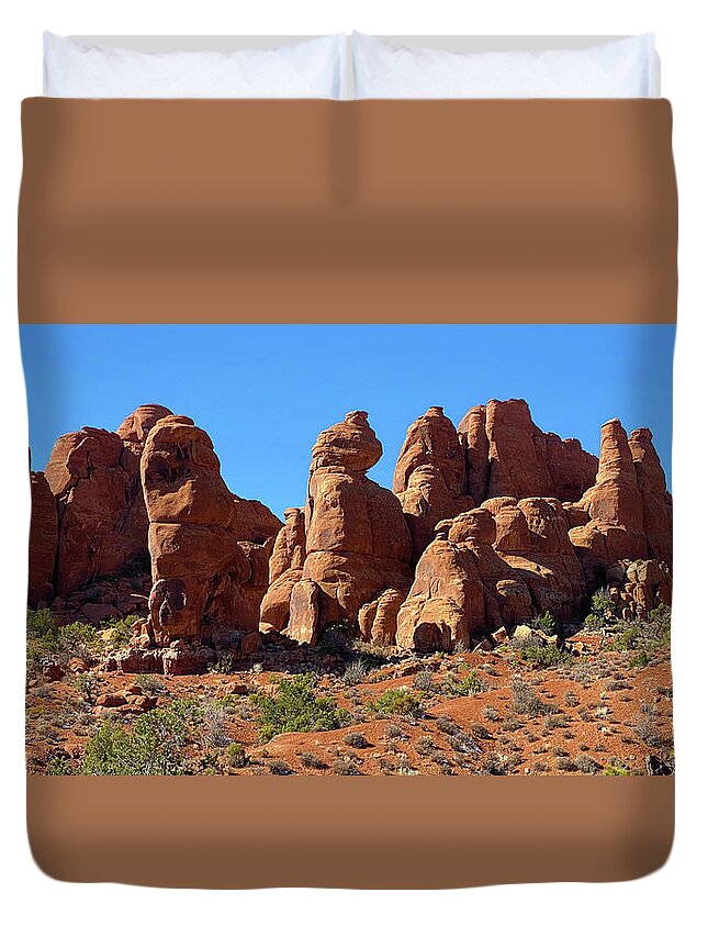  Duvet Cover featuring the painting Arches National Park Utah #7 by Ses