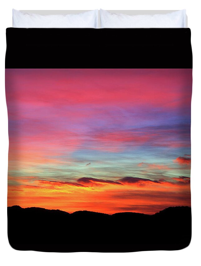Arizona Duvet Cover featuring the photograph Acoustic Sunset - Signed by Gene Taylor