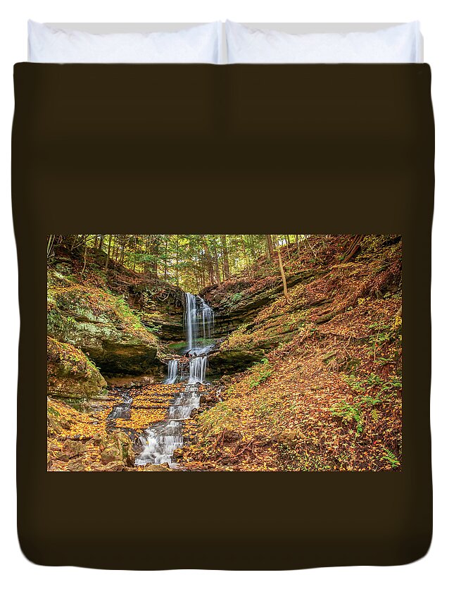 America Duvet Cover featuring the photograph Autumn at Horseshoe Falls by Robert Carter