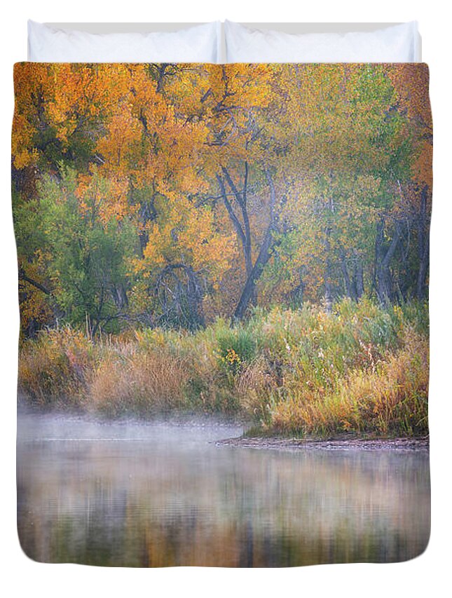 Pond Duvet Cover featuring the photograph Autumn's Canvas by Darren White