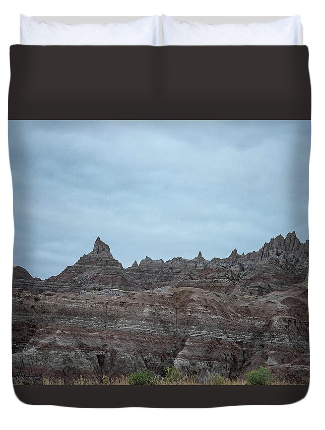  Duvet Cover featuring the photograph Badlands 16 by Wendy Carrington