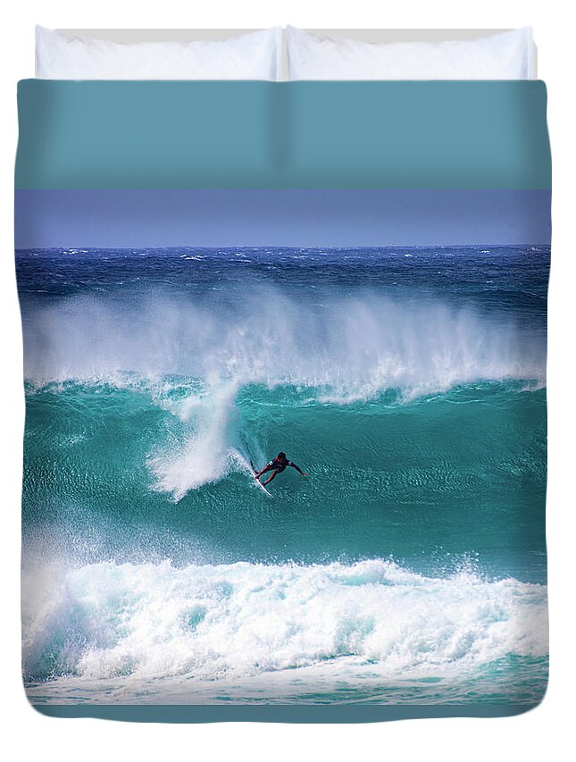 Hawaii Duvet Cover featuring the photograph Banzai Pipeline 21 by Anthony Jones