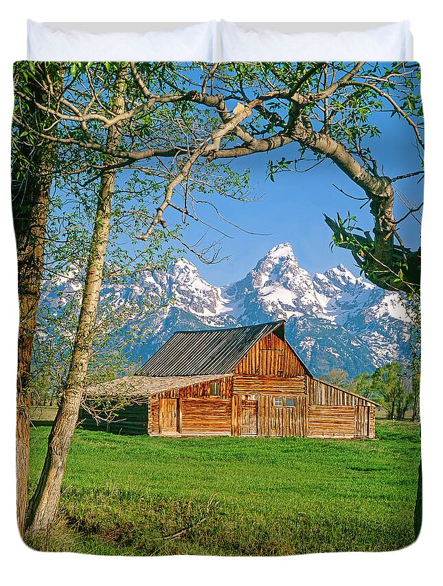 Historic Barn And Grand Teton National Park Wyoming Usa Duvet Cover featuring the photograph Barn and Tetons by Mark Miller
