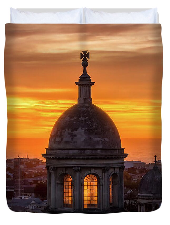 Dawn Duvet Cover featuring the photograph Basilica at dawn by Johannes Brienesse