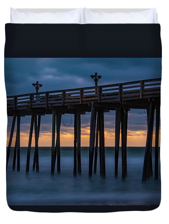 North America Duvet Cover featuring the photograph Before Dawn by Melissa Southern