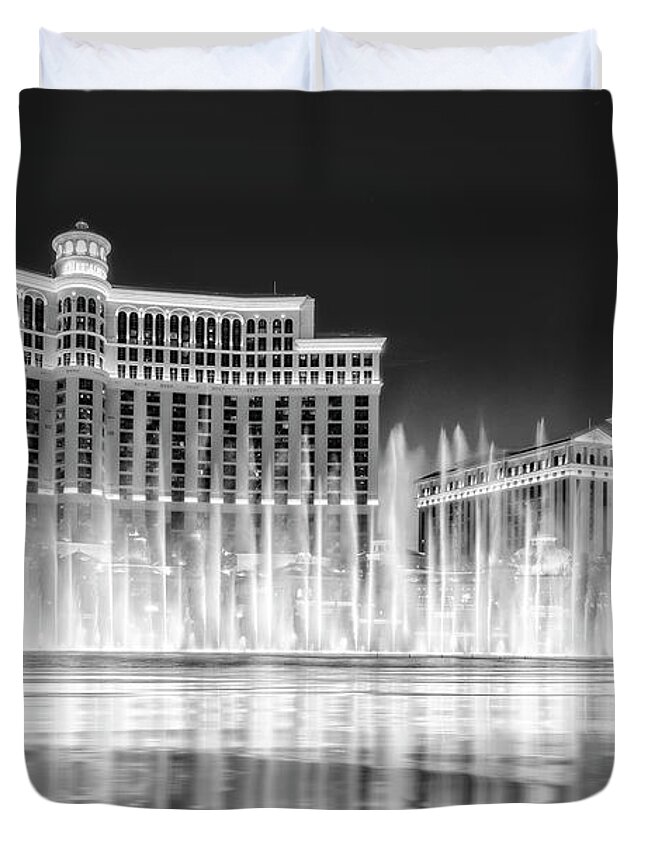 Bellagio Hotel Duvet Cover featuring the photograph Bellagio Hotel Fountains BW by Susan Candelario