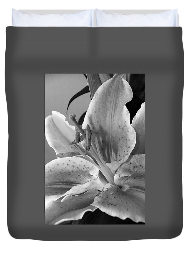 Lily Duvet Cover featuring the photograph Black and White Lily 1 by Amy Fose