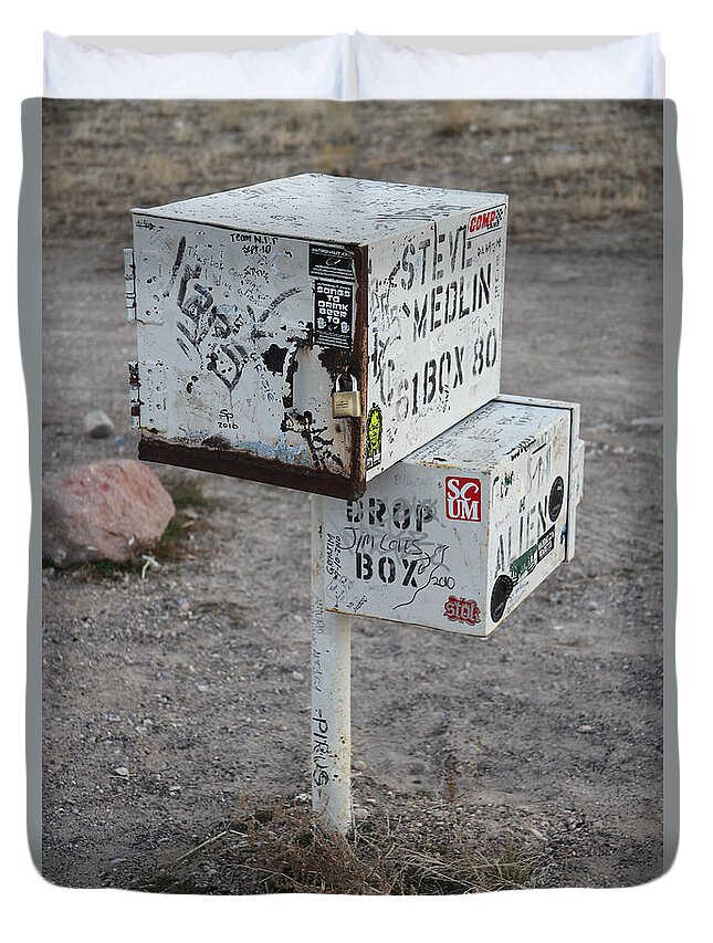 Area-51 Duvet Cover featuring the photograph Black Mailbox Extraterrestrial Highway by Custom Aviation Art