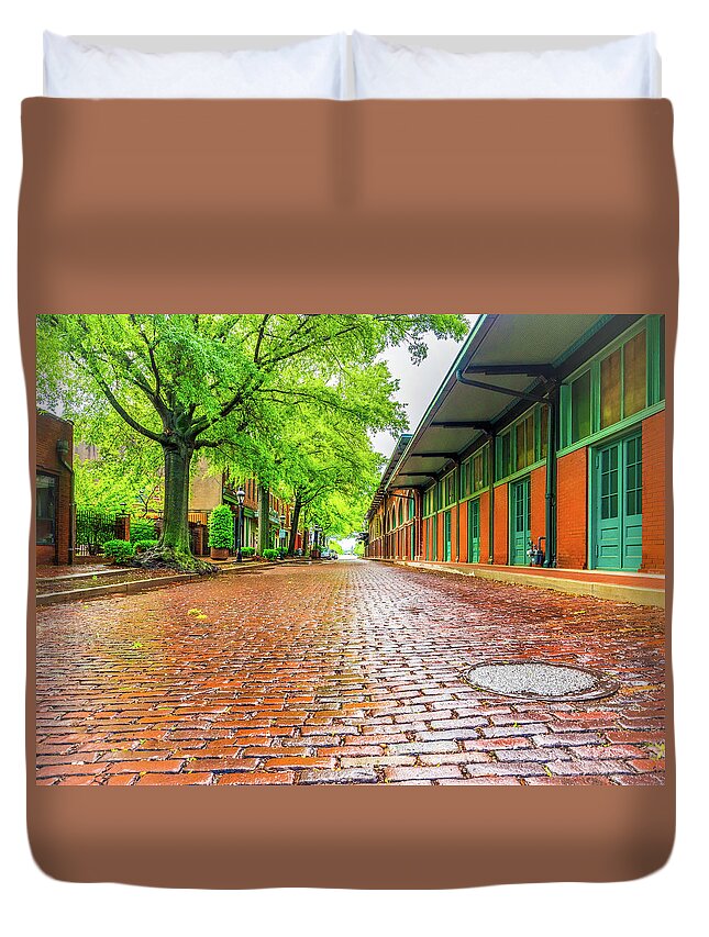 Brickm Wet Duvet Cover featuring the photograph Brick Road in Paducah Kentucky by James C Richardson