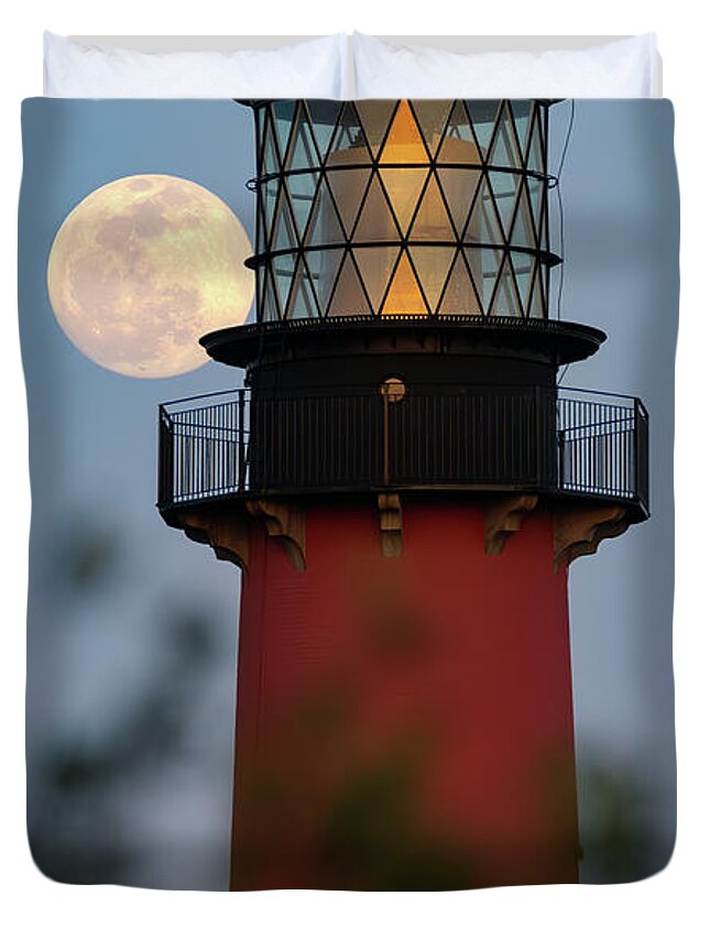 Awe-inspiring Duvet Cover featuring the photograph Bright Jupiter Lighthouse Moonrise May 2023 by Kim Seng