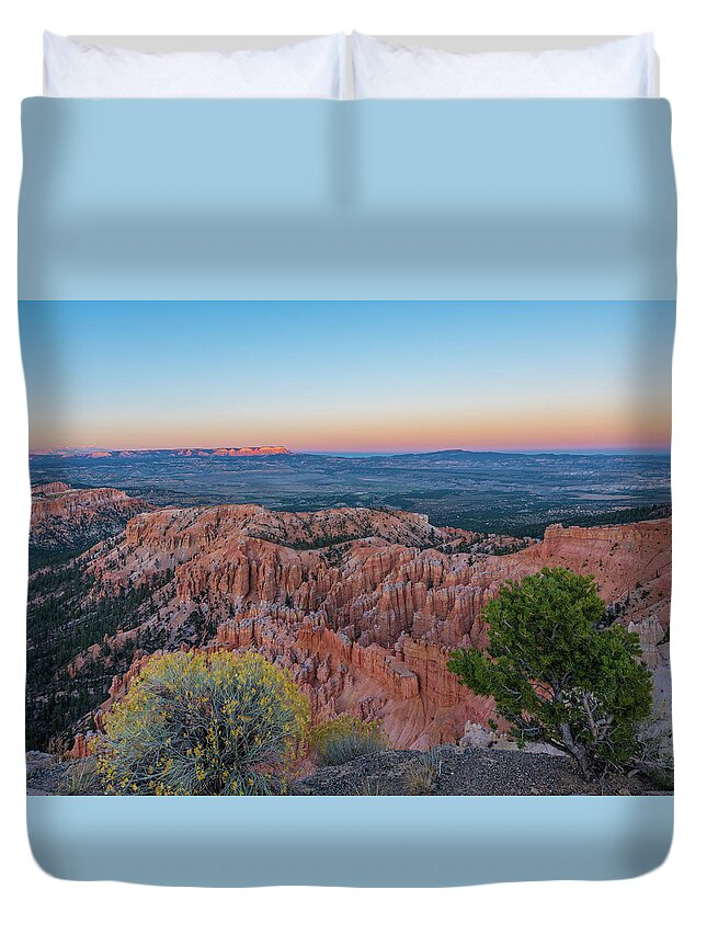 Canyon Duvet Cover featuring the photograph Bryce Canyon Sunset by Erin K Images
