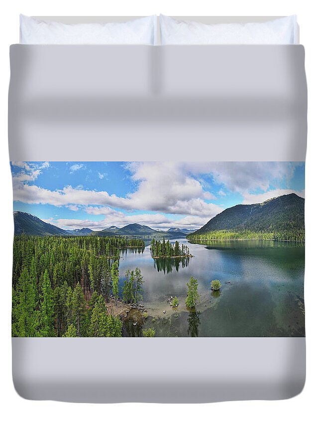 Outdoor Duvet Cover featuring the photograph Bumping Lake Panorama by Loyd Towe Photography