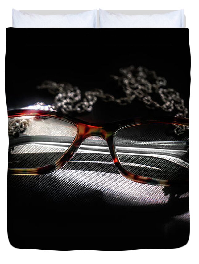 Eyeglasses Duvet Cover featuring the photograph Can you see it by Sharon Popek